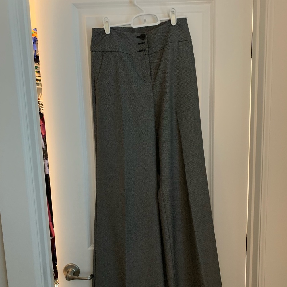 Express Suit Gray and Black - Size 4 Jacket, Size 2 Pants